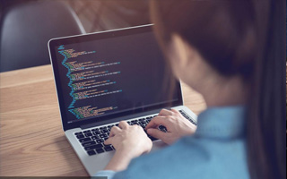 栖霞 ,php声明和调用变量的符号是什么？